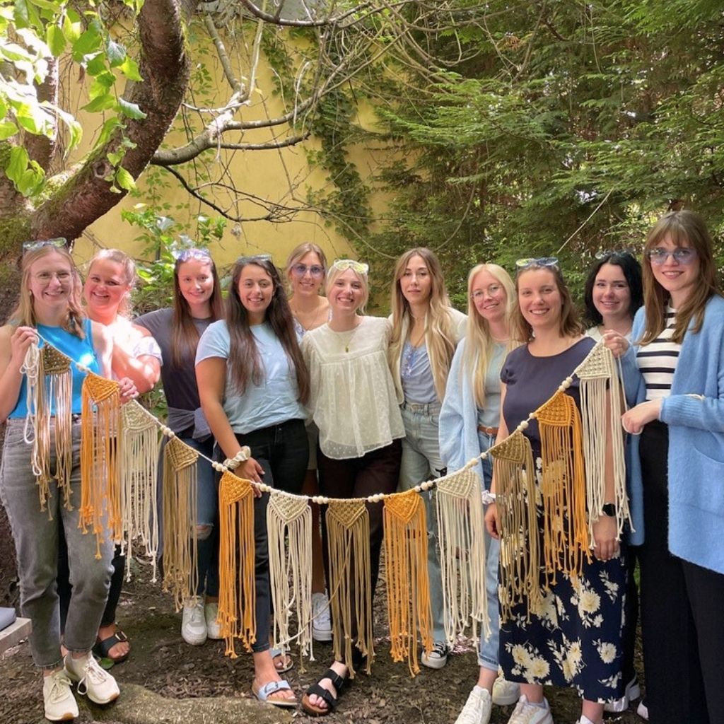 DIY Macrame Garland Tutorial - PDF Download